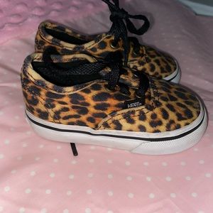 Toddler leopard vans, size 4